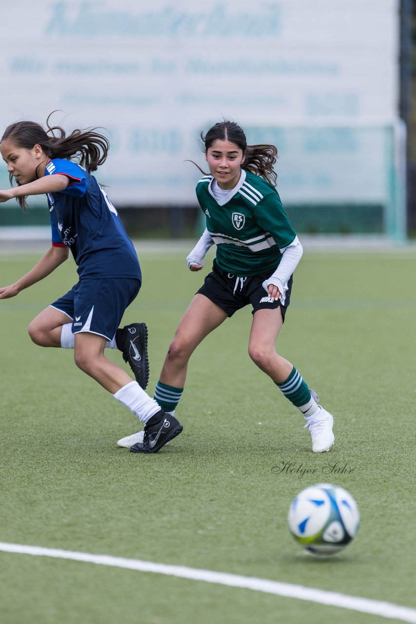 Bild 399 - wU19 Rissener SV - VfL Pinneberg : Ergebnis: 9:1